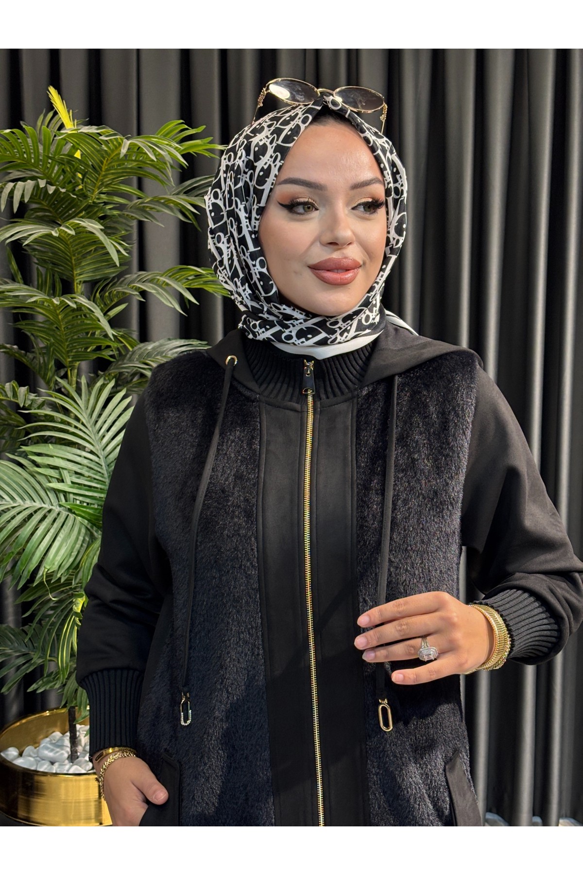 Tesettür Süet Kürklü Kap 25132 Siyah